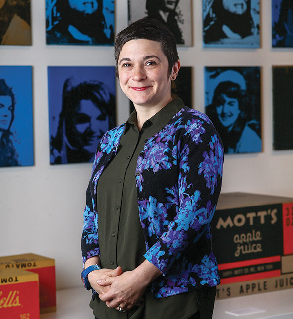 A portrait of Danielle Linzer
