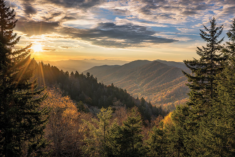 A beautiful photo of great smookey mountain national park