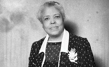 A portrait of Daisy Lampkin